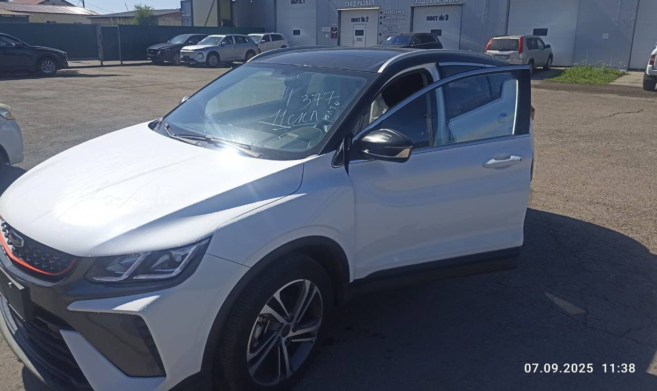 Погрузили Geely Coolray на автовоз в Челябинск image preview