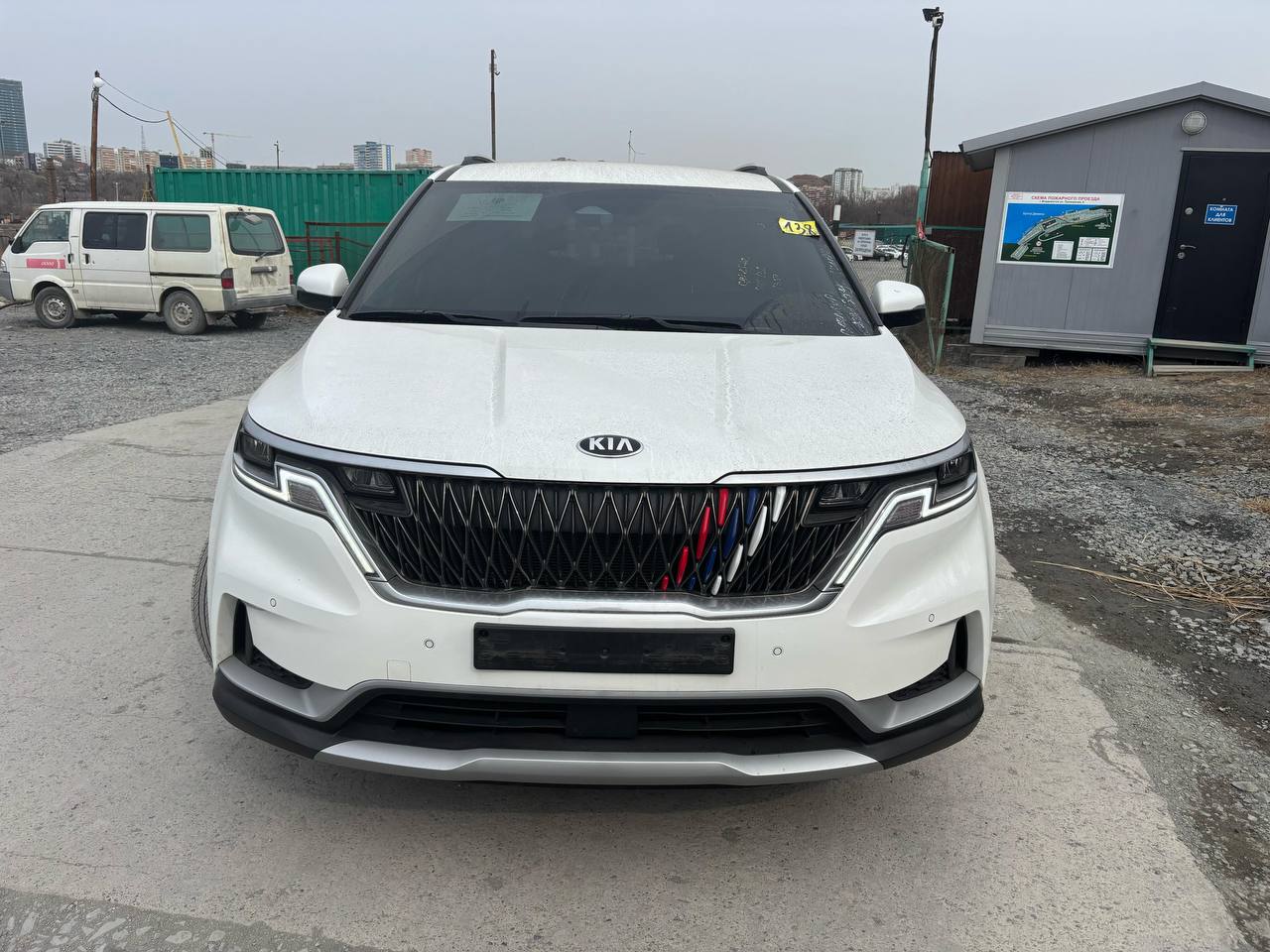 Киа Карнивал во Владивостоке – доставка в Краснодар image preview